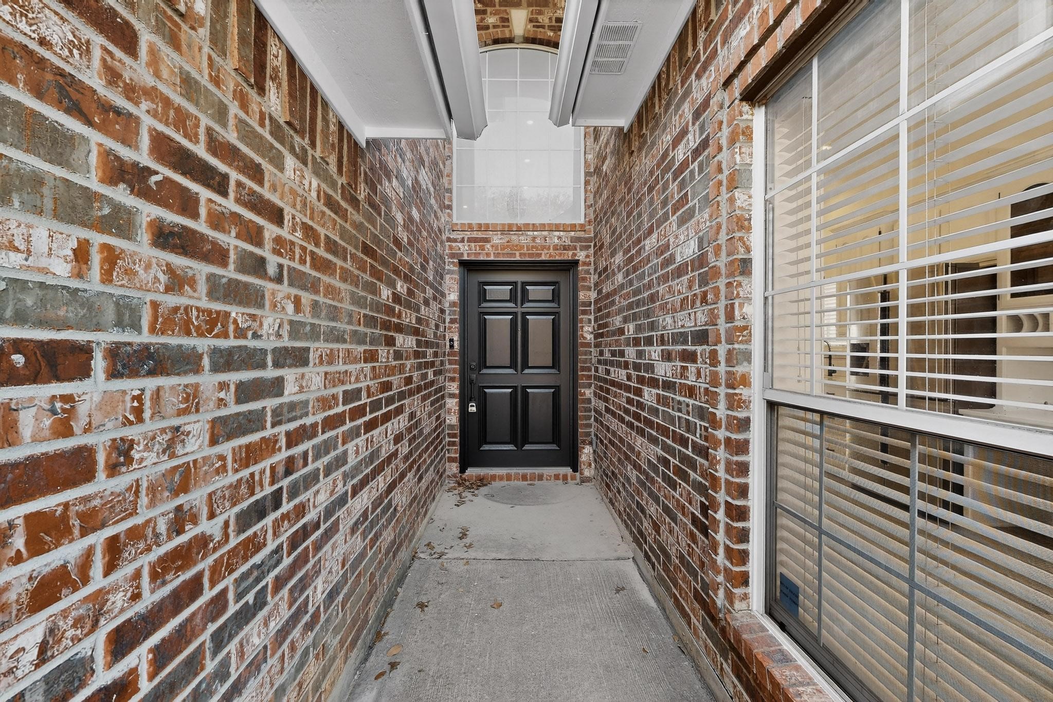 714 Ashbrook Court Euless TX 76039