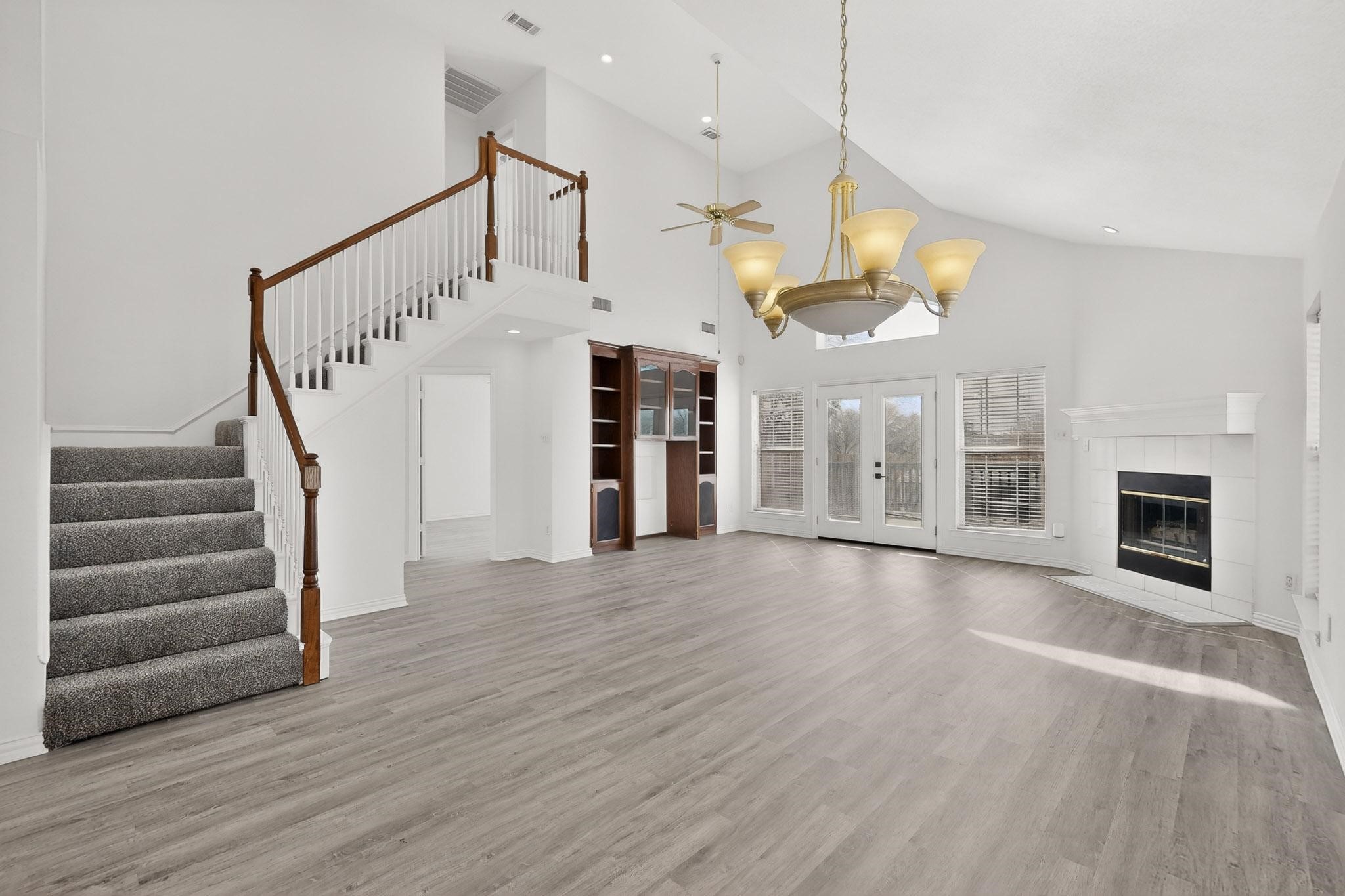 714 Ashbrook Court Euless TX 76039