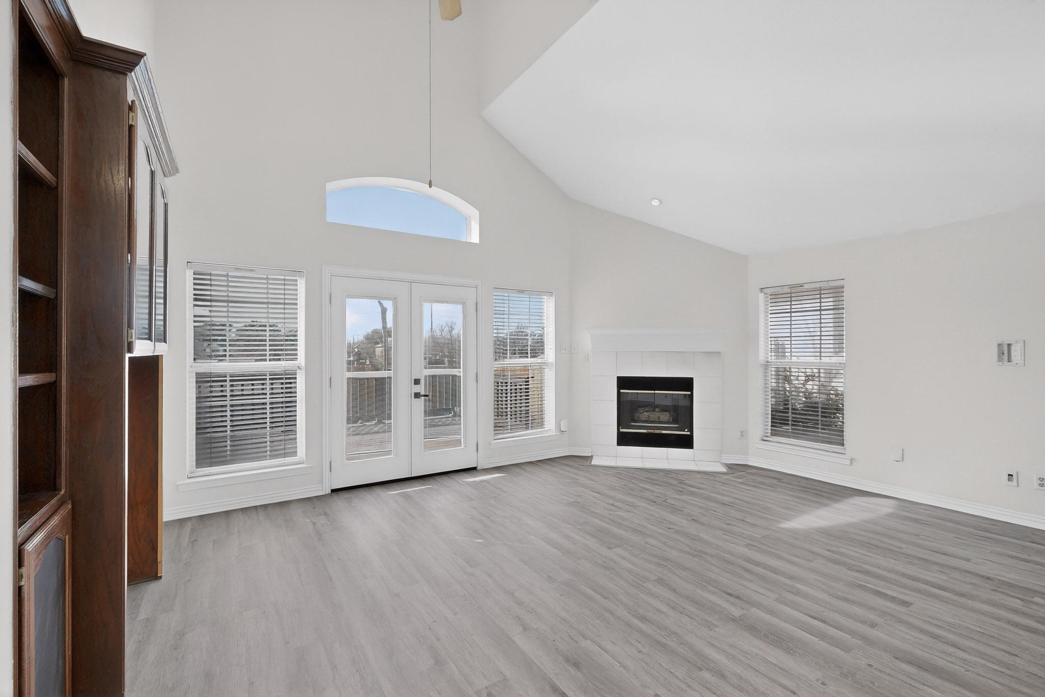 714 Ashbrook Court Euless TX 76039