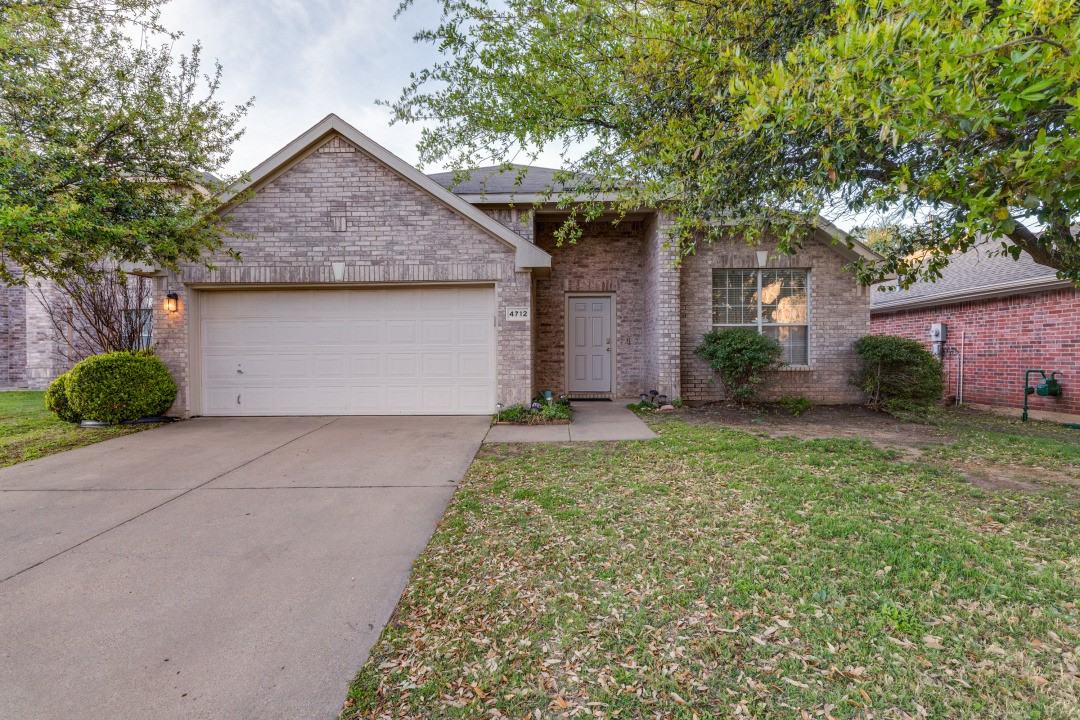 4712 Palm Ridge Drive Fort Worth TX 76133