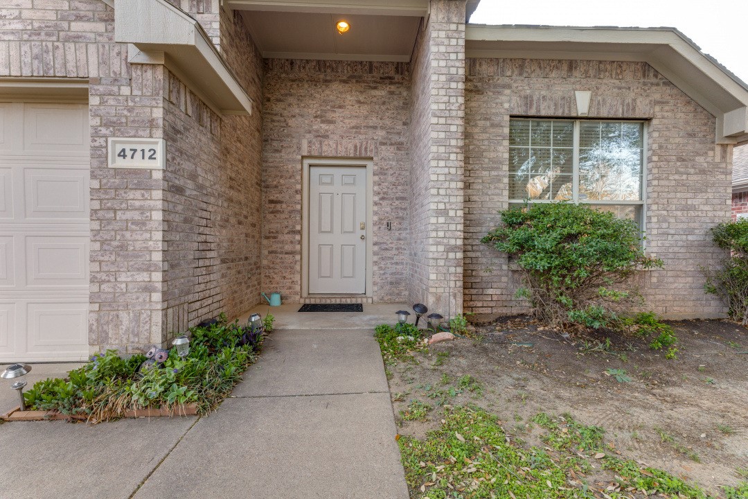 4712 Palm Ridge Drive Fort Worth TX 76133