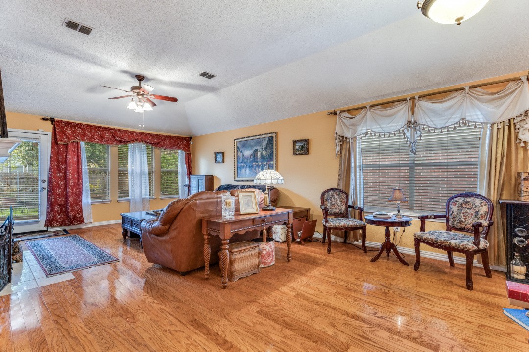 4712 Palm Ridge Drive Fort Worth TX 76133