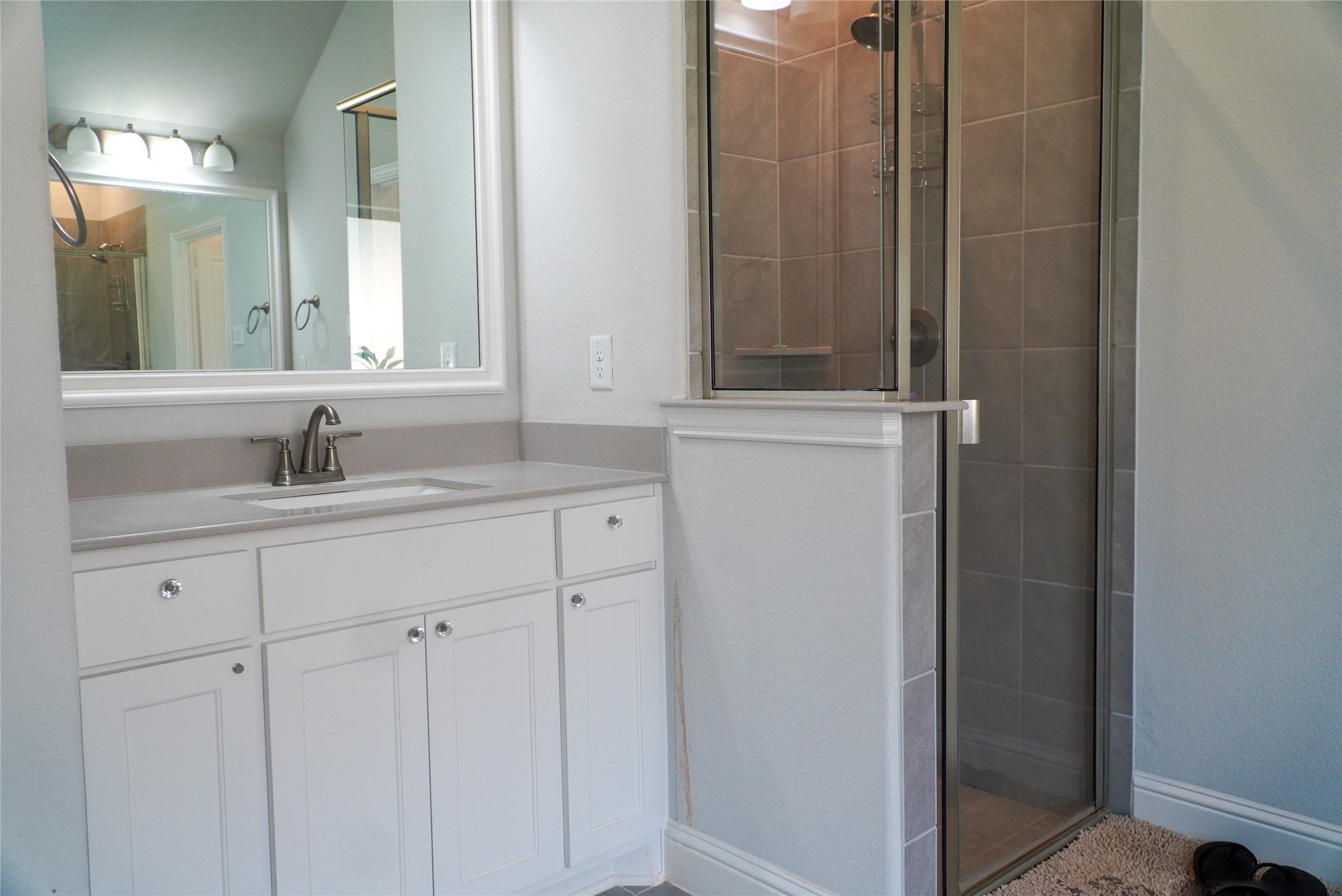 428 Molly Lane Keene TX 76059