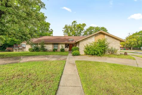1190 N Charlotte Avenue Stephenville TX 76401