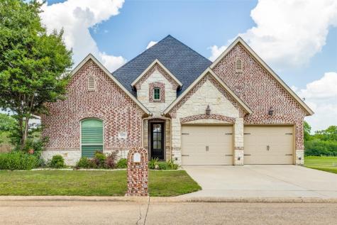 1602 Mai Avenue Desoto TX 75115