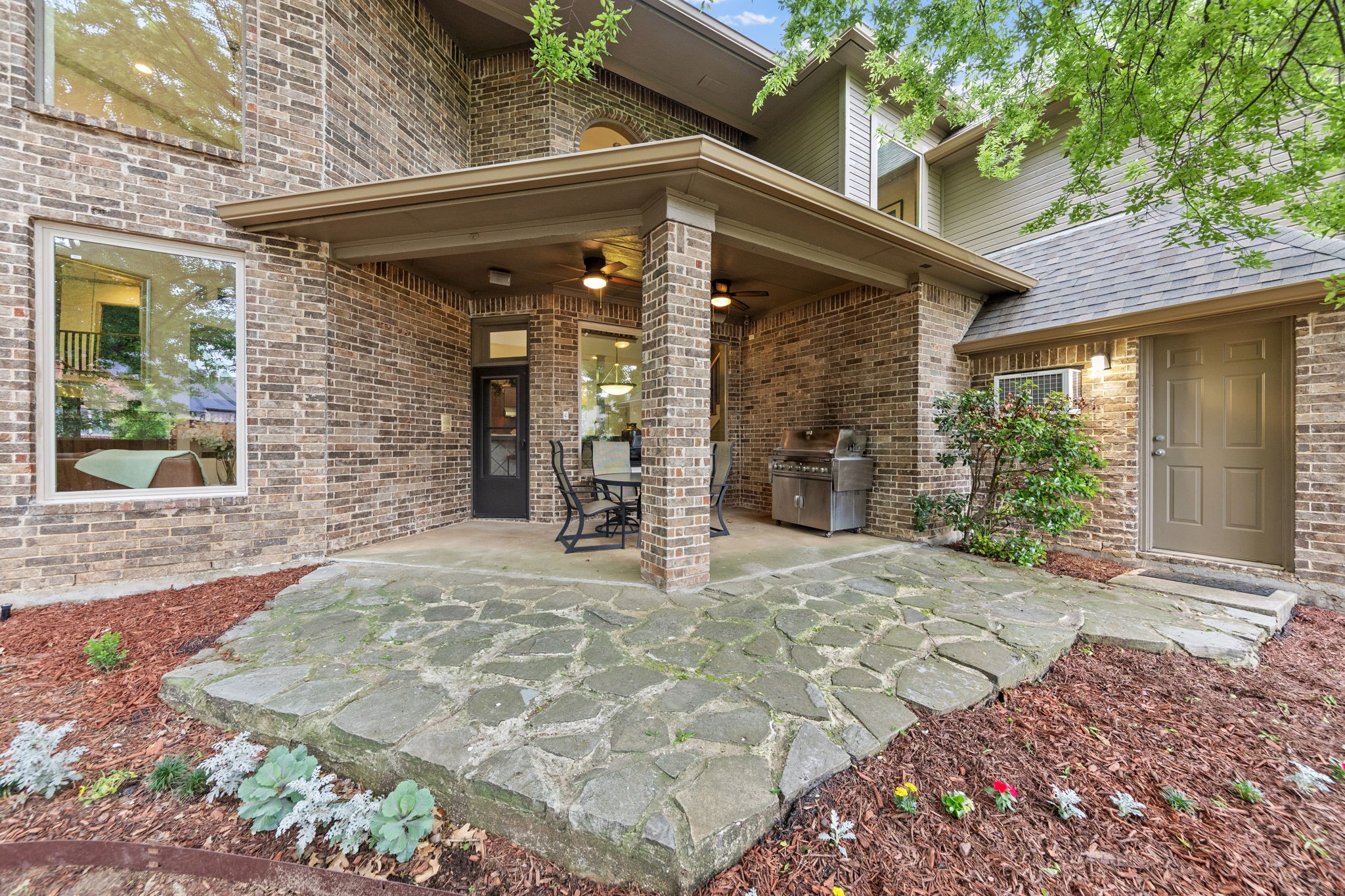 9121 Thornridge Drive North Richland Hills TX 76182