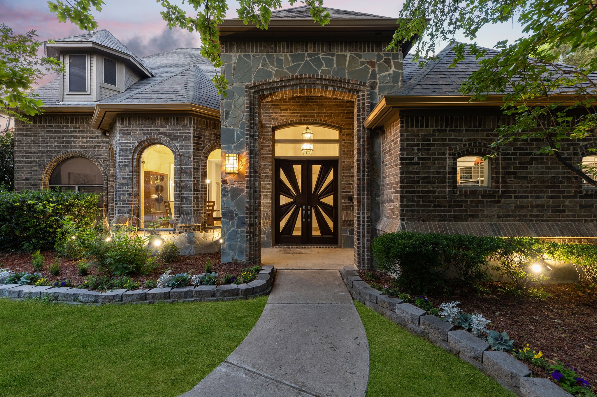 9121 Thornridge Drive North Richland Hills TX 76182
