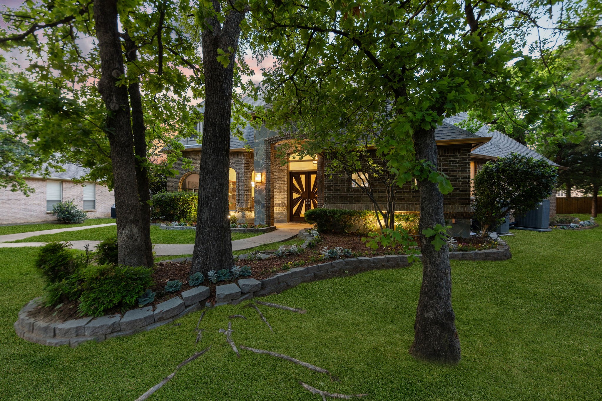 9121 Thornridge Drive North Richland Hills TX 76182