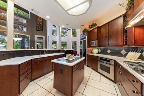 9121 Thornridge Drive North Richland Hills TX 76182