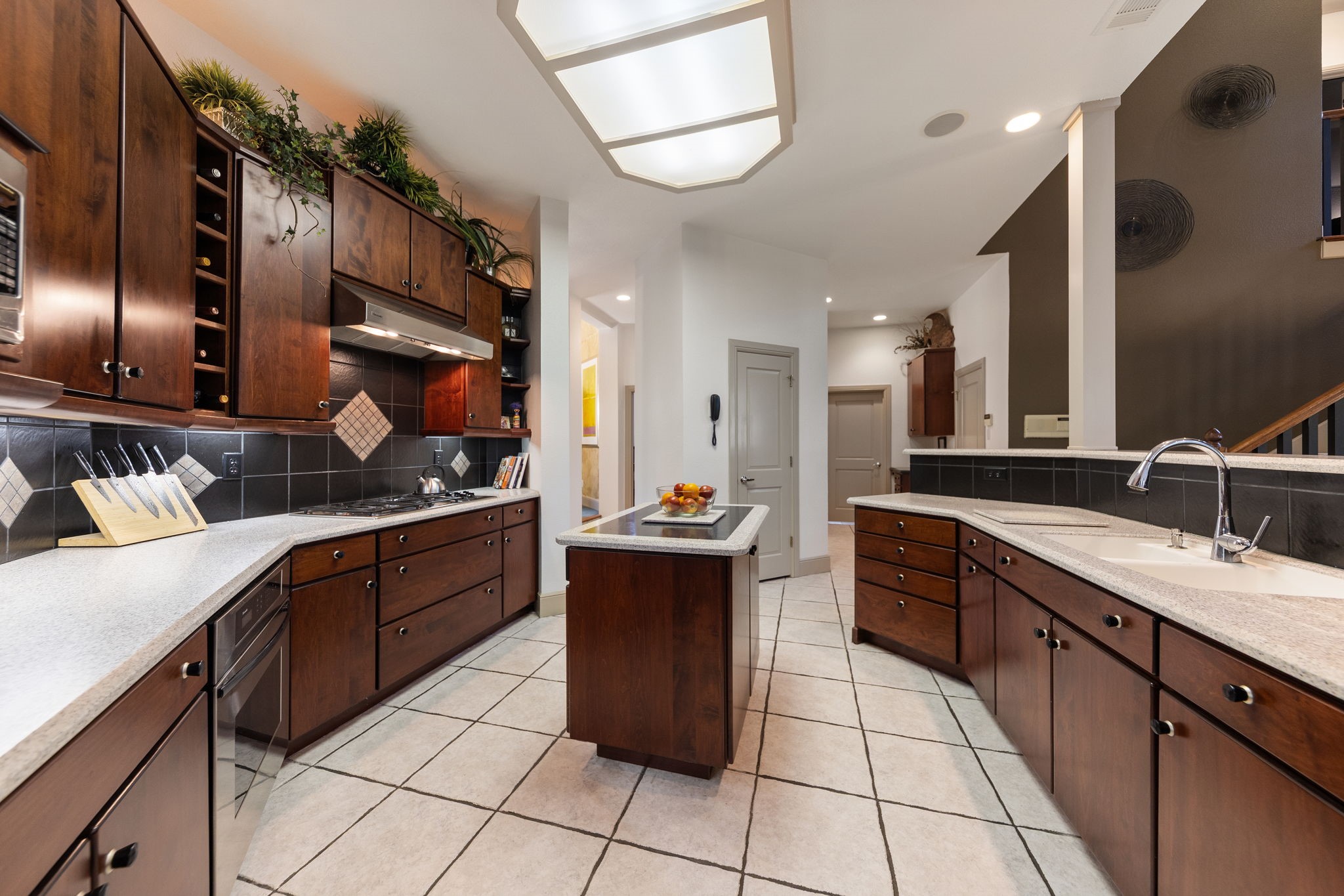 9121 Thornridge Drive North Richland Hills TX 76182