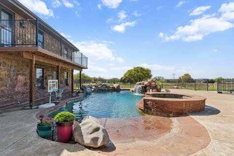 362 County Road 1170 Decatur TX 76234