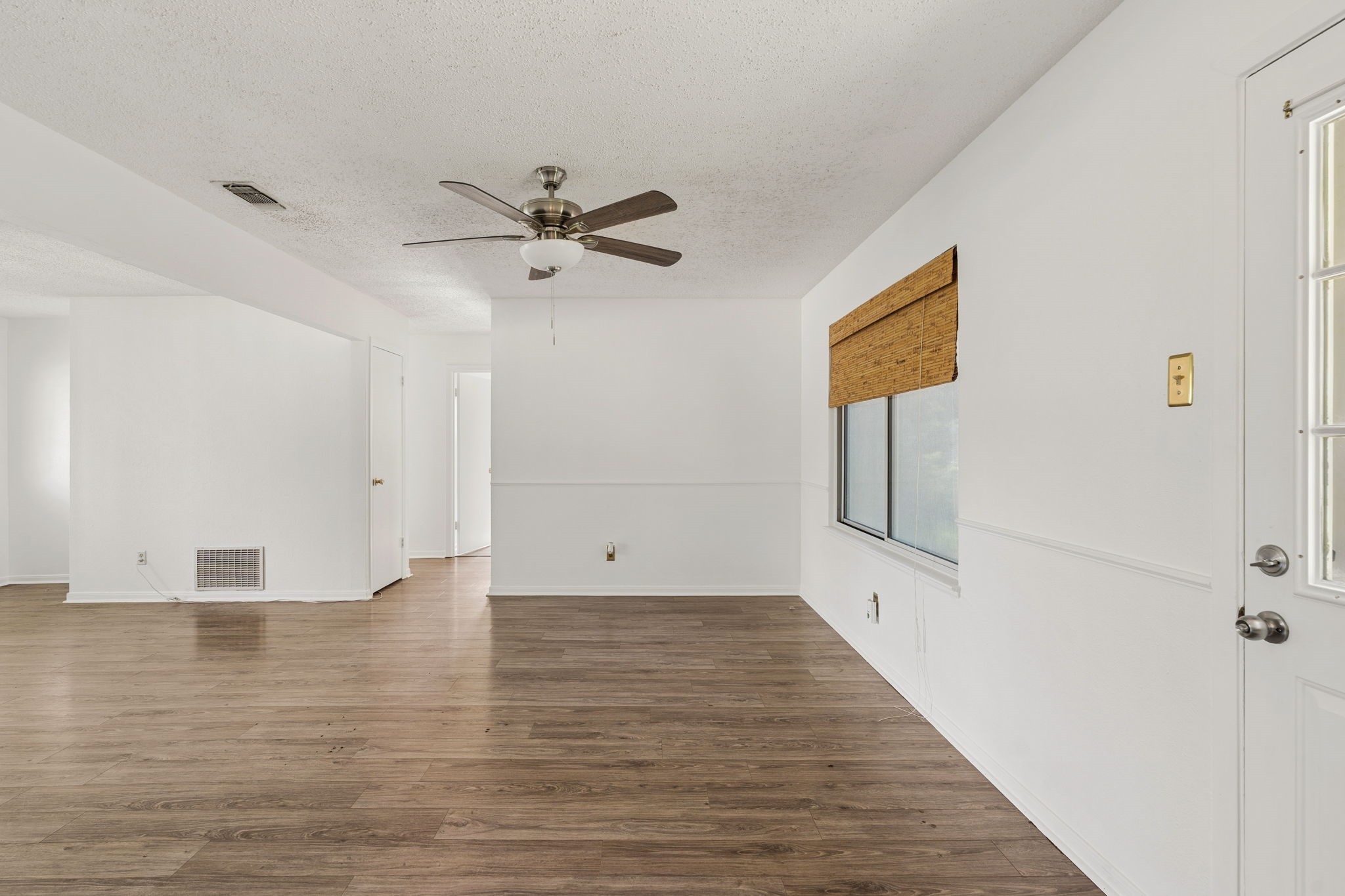 1822 Finley Road Irving TX 75062