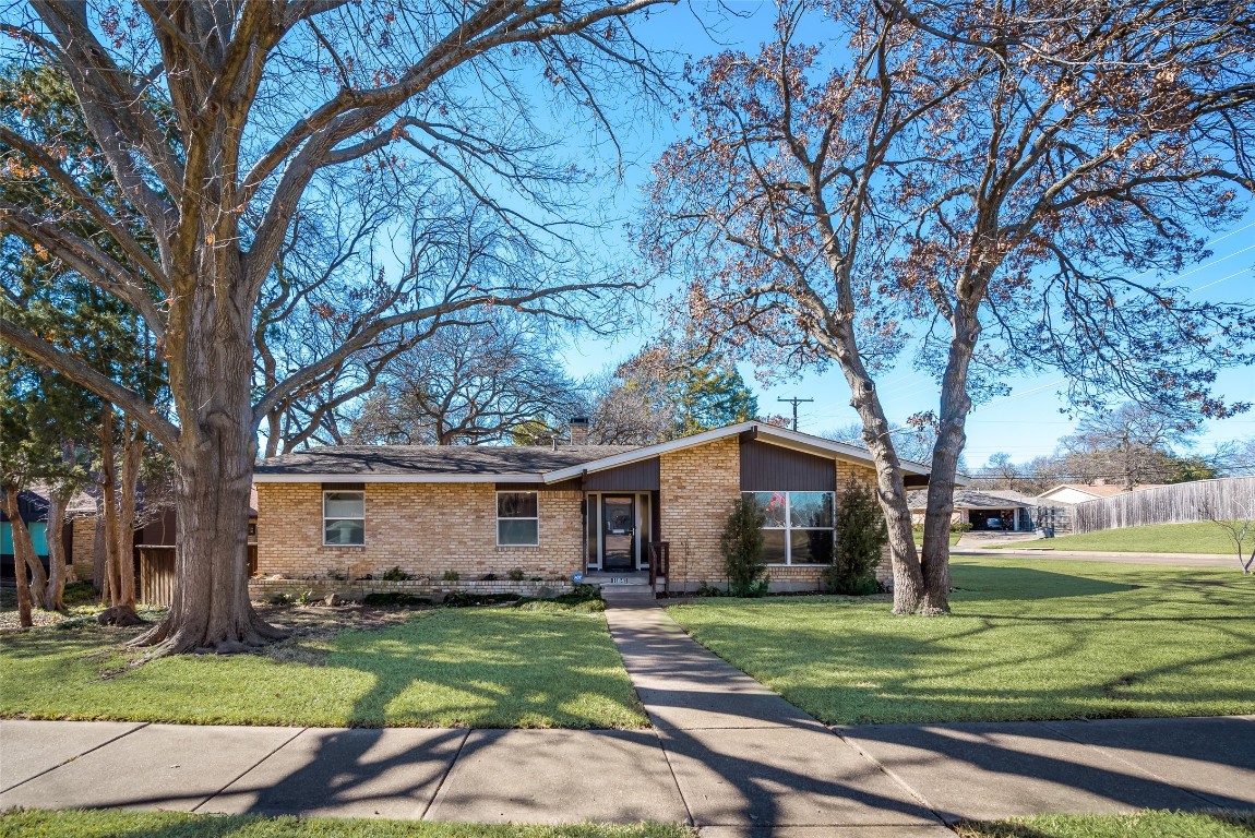 11841 Sunland Street Dallas TX 75218