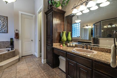8271 Glenwick Drive Waxahachie TX 75167