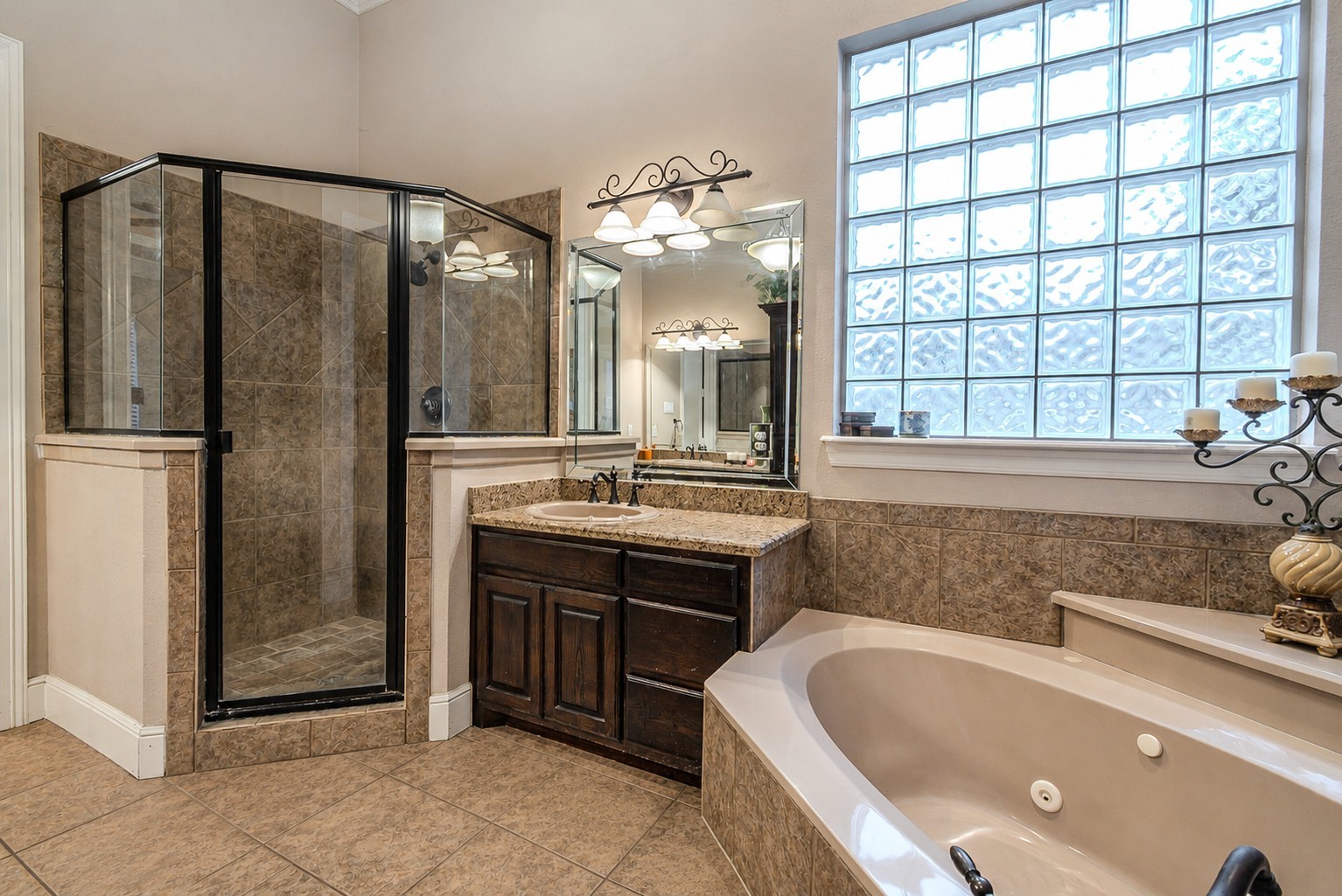 8271 Glenwick Drive Waxahachie TX 75167