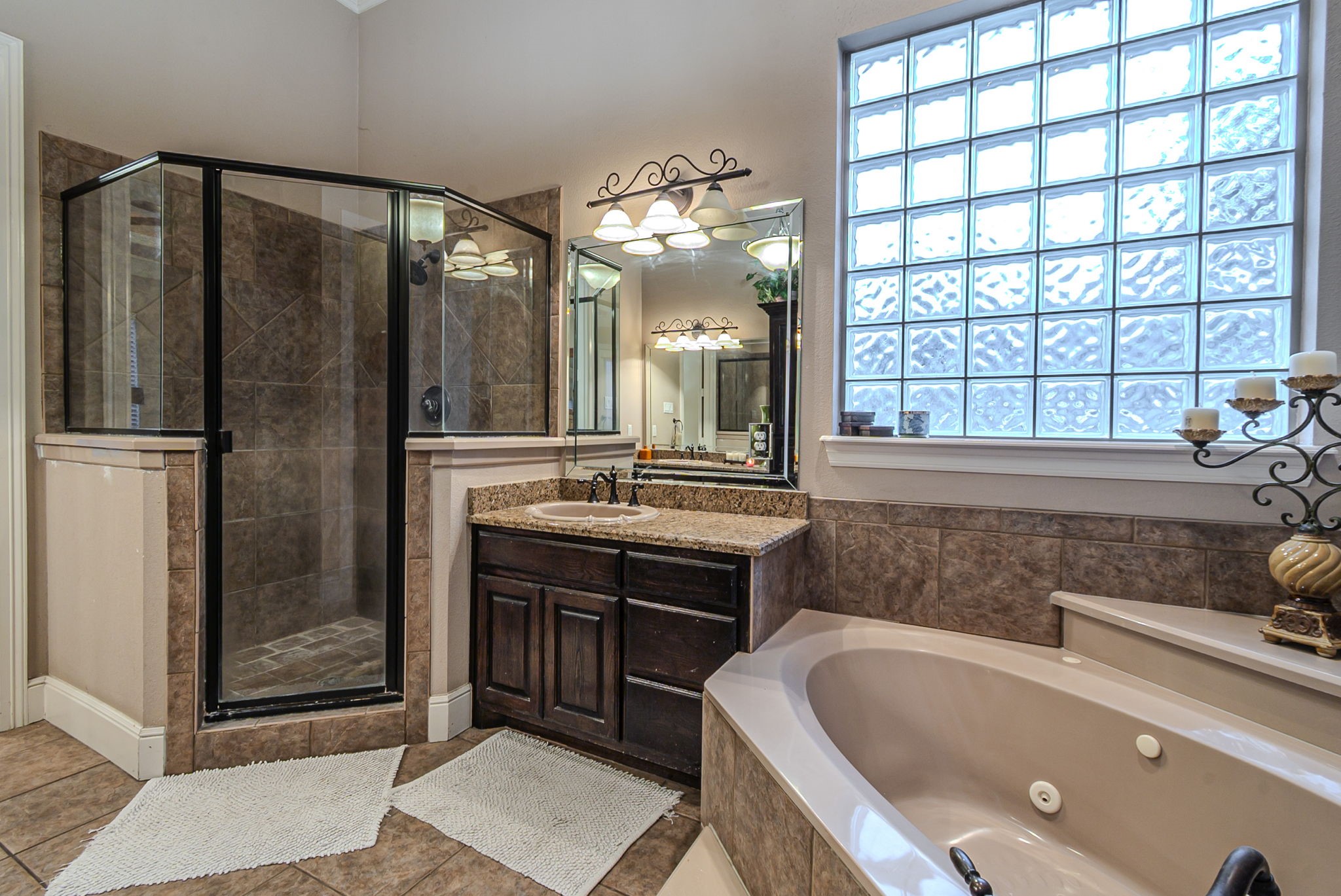 8271 Glenwick Drive Waxahachie TX 75167