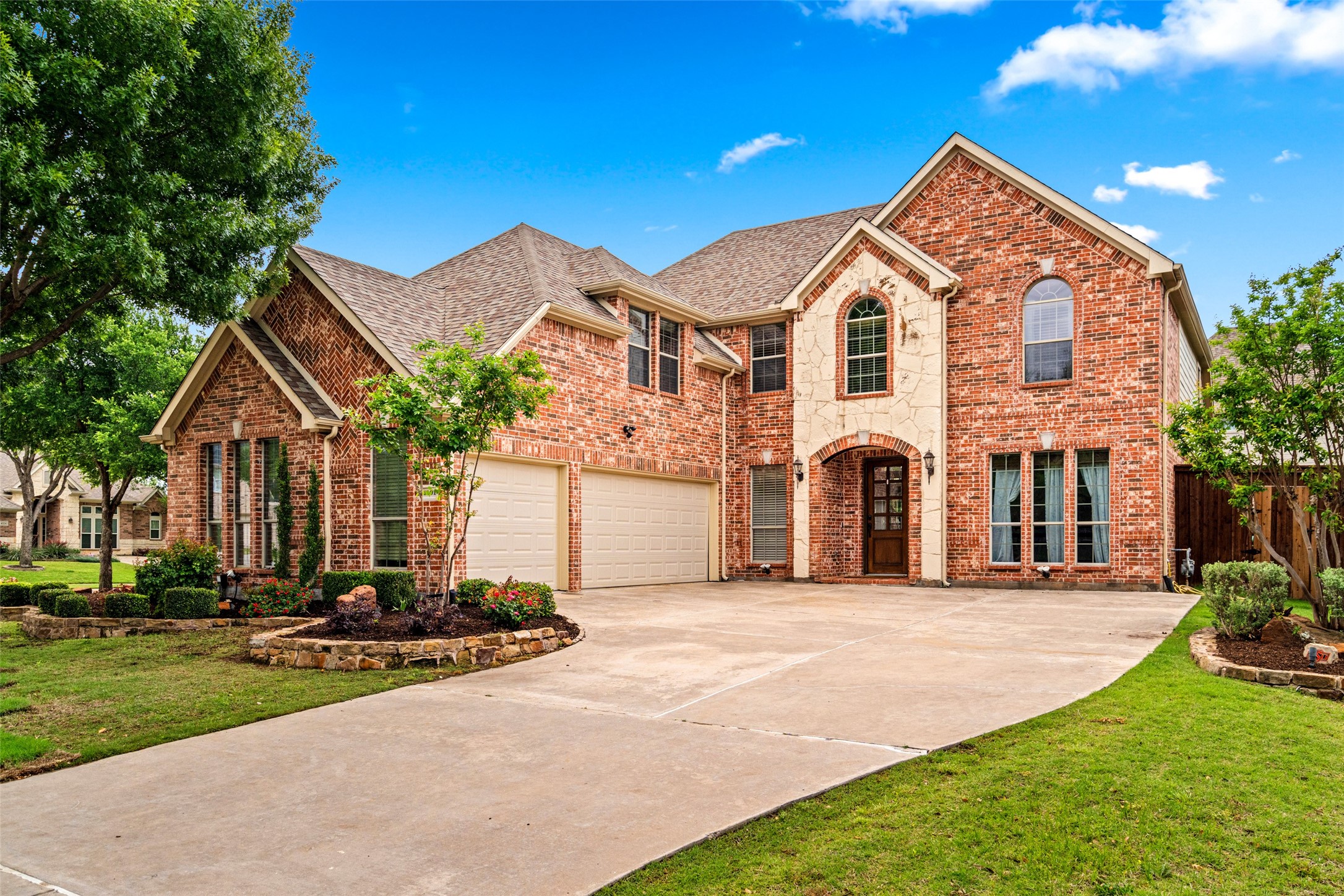 1601 Thomas Lane Carrollton TX 75010