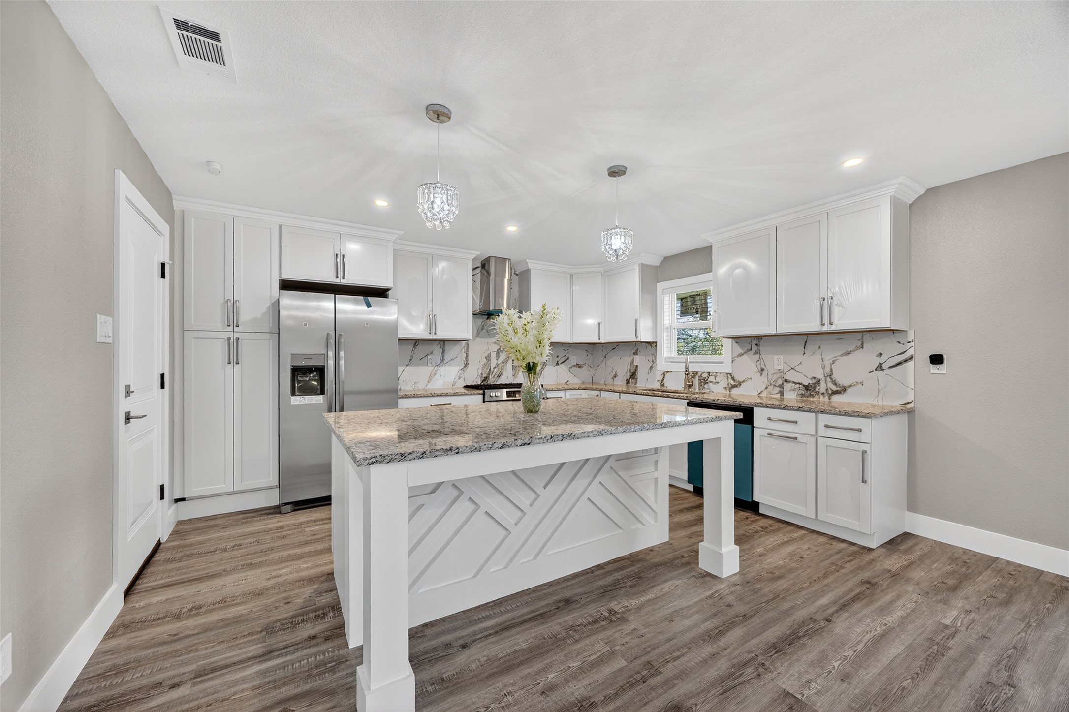 5511 Glen Forest Lane Dallas TX 75241