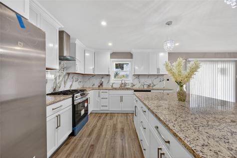 5511 Glen Forest Lane Dallas TX 75241