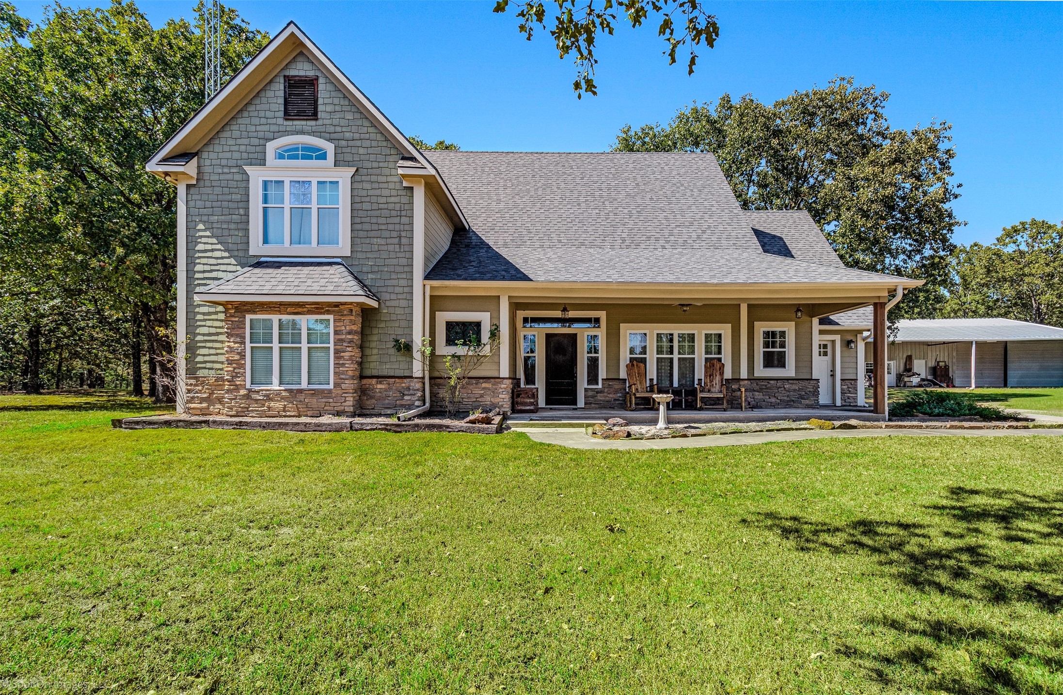 1988 Rs County Road 3345 Emory TX 75440