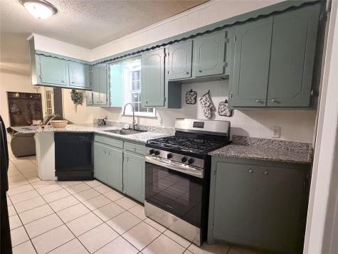 404 Montgomery Street Pittsburg TX 75686
