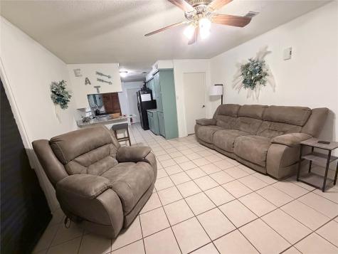 404 Montgomery Street Pittsburg TX 75686