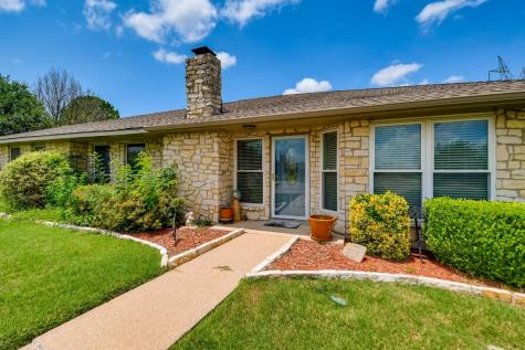 1525 Snow Bird Trail Lewisville TX 75077