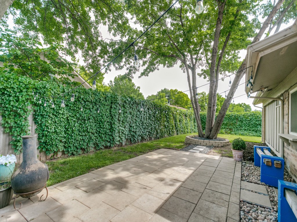 2504 Royal Oaks Drive Plano TX 75074
