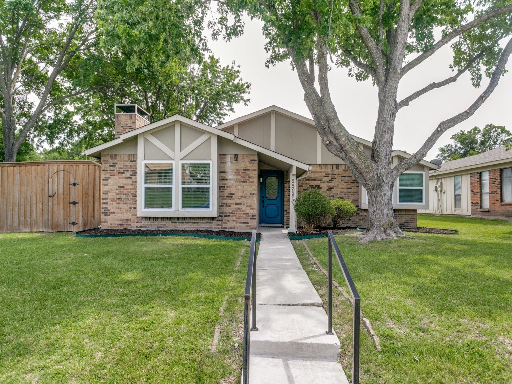 2504 Royal Oaks Drive Plano TX 75074