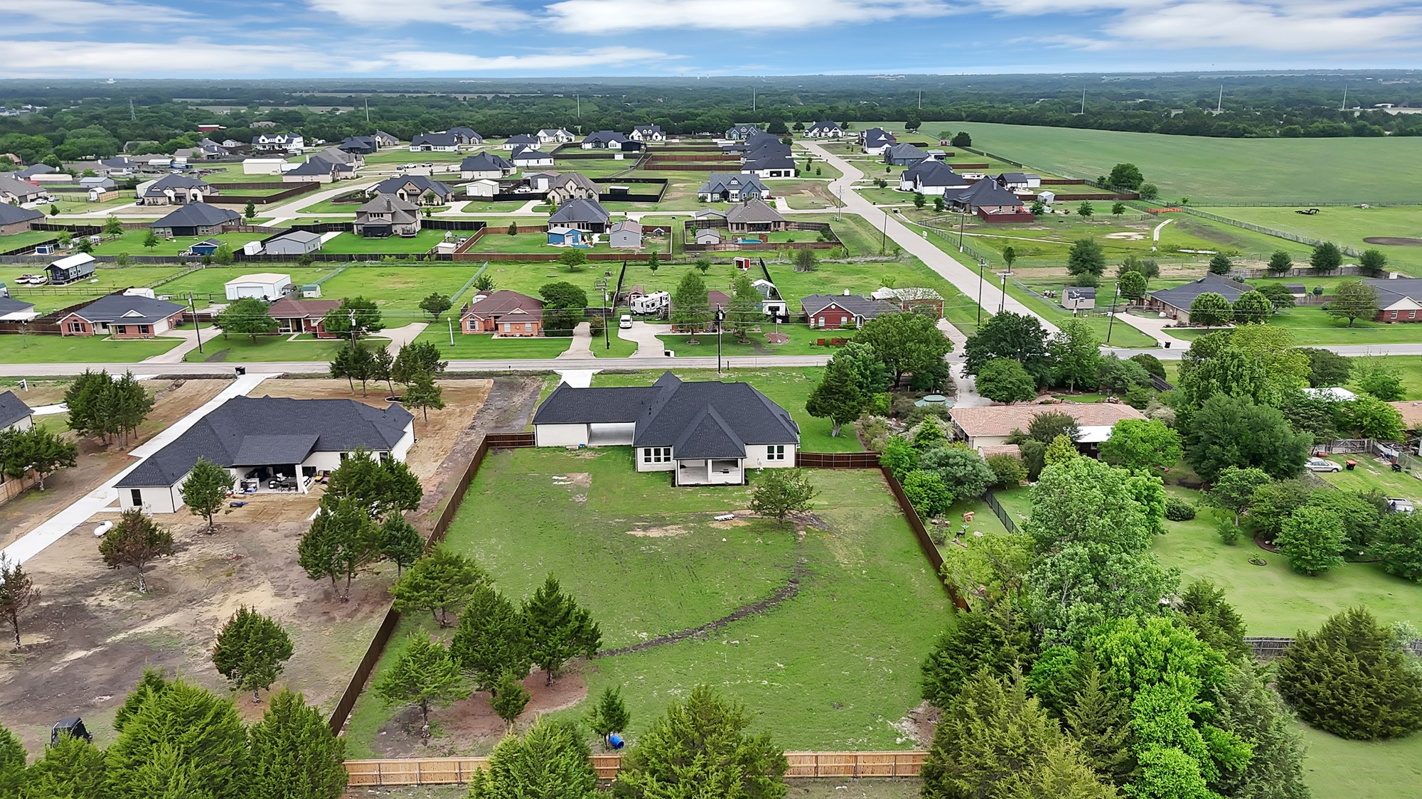 710 Gibson Road Waxahachie TX 75165