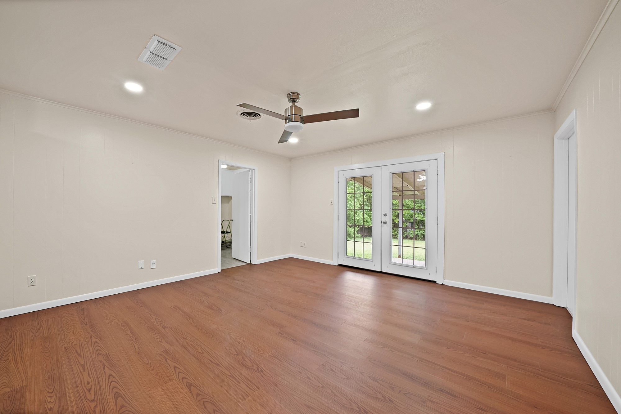 5621 Wedgworth Road Fort Worth TX 76133