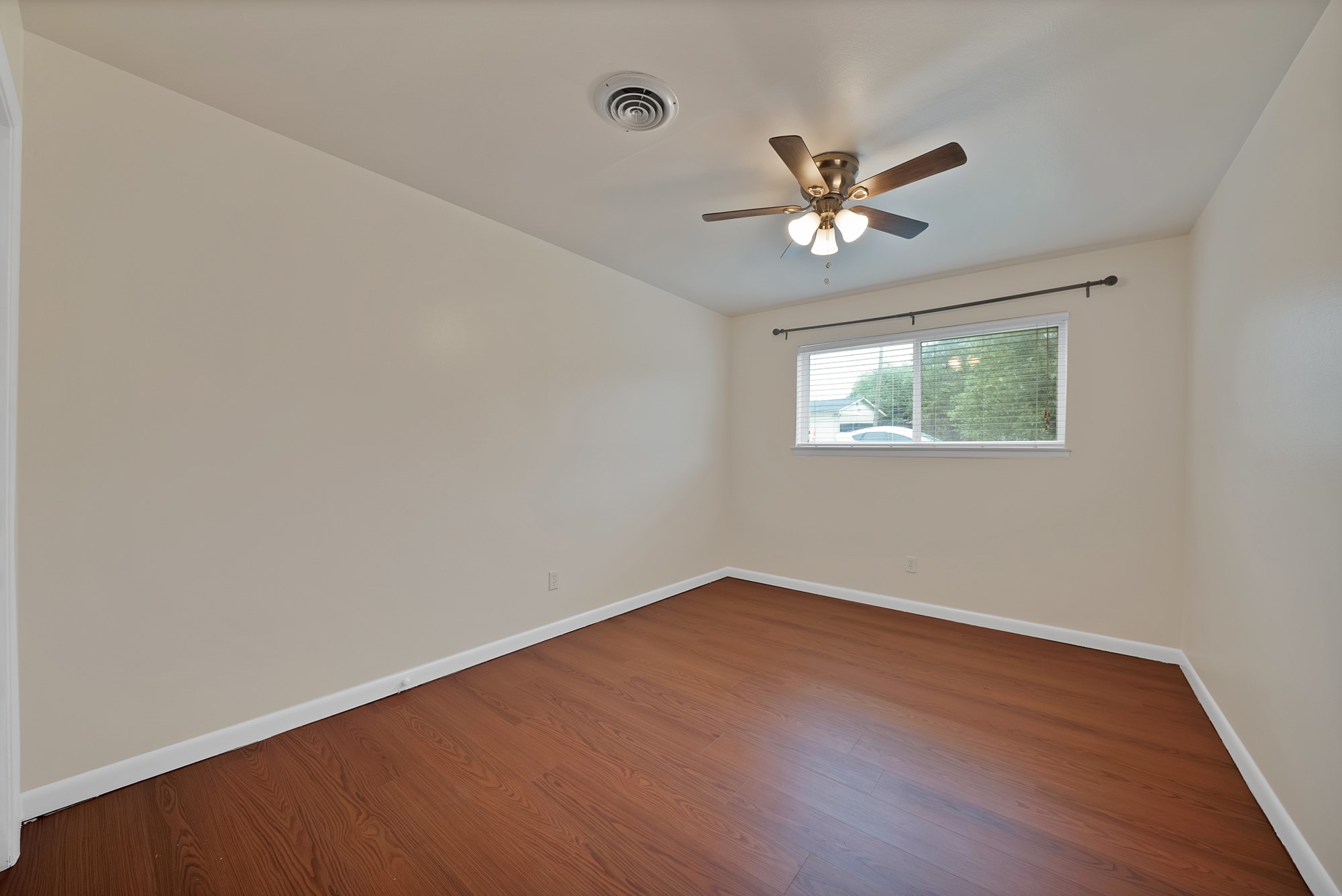 5621 Wedgworth Road Fort Worth TX 76133
