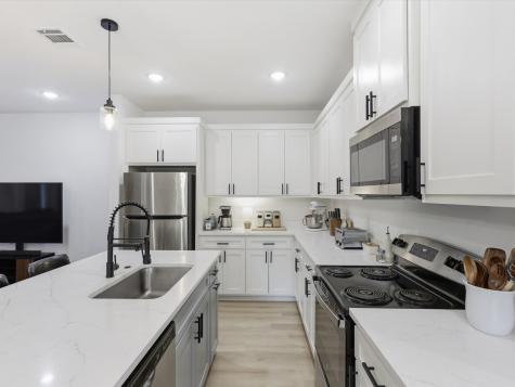 4621 Mccart Avenue Fort Worth TX 76115