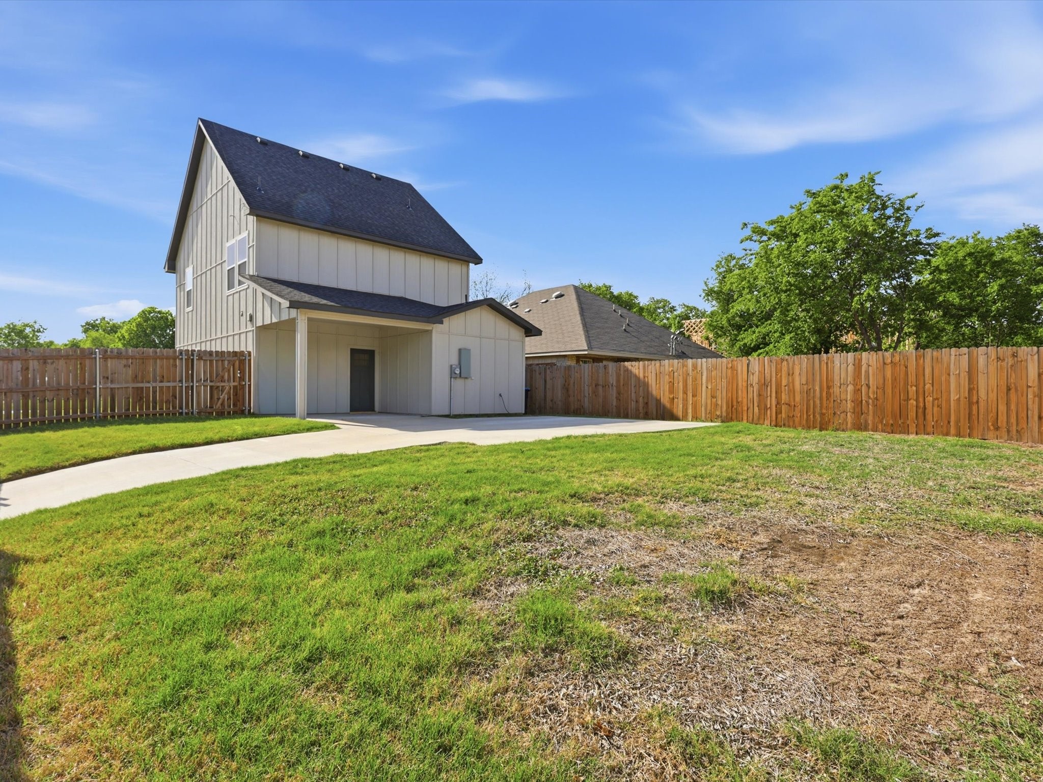 4621 Mccart Avenue Fort Worth TX 76115