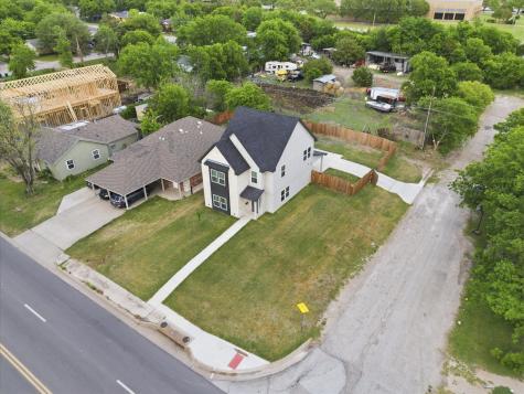 4621 Mccart Avenue Fort Worth TX 76115