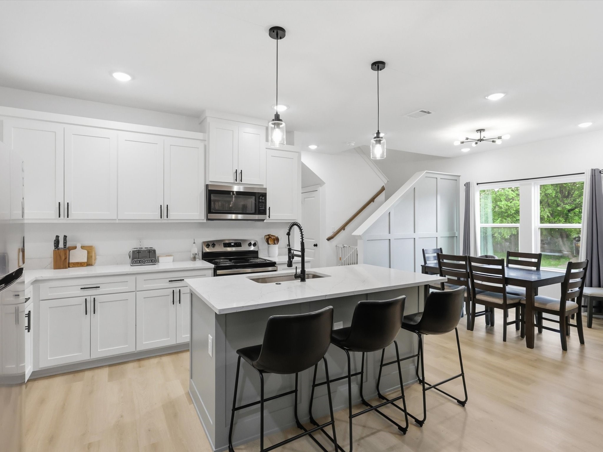 4621 Mccart Avenue Fort Worth TX 76115