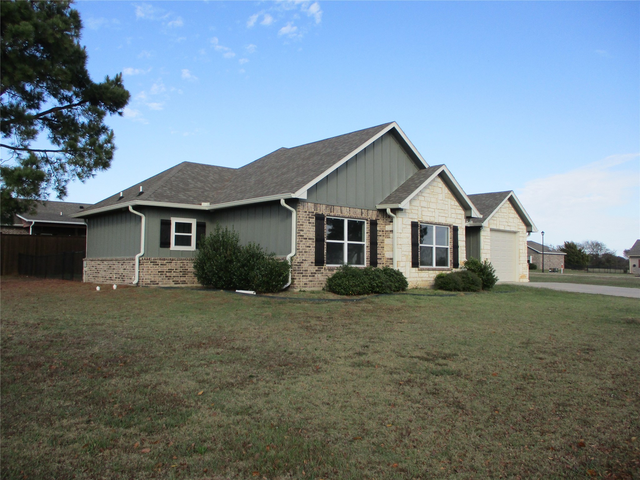 207 Mill Street Emory TX 75440