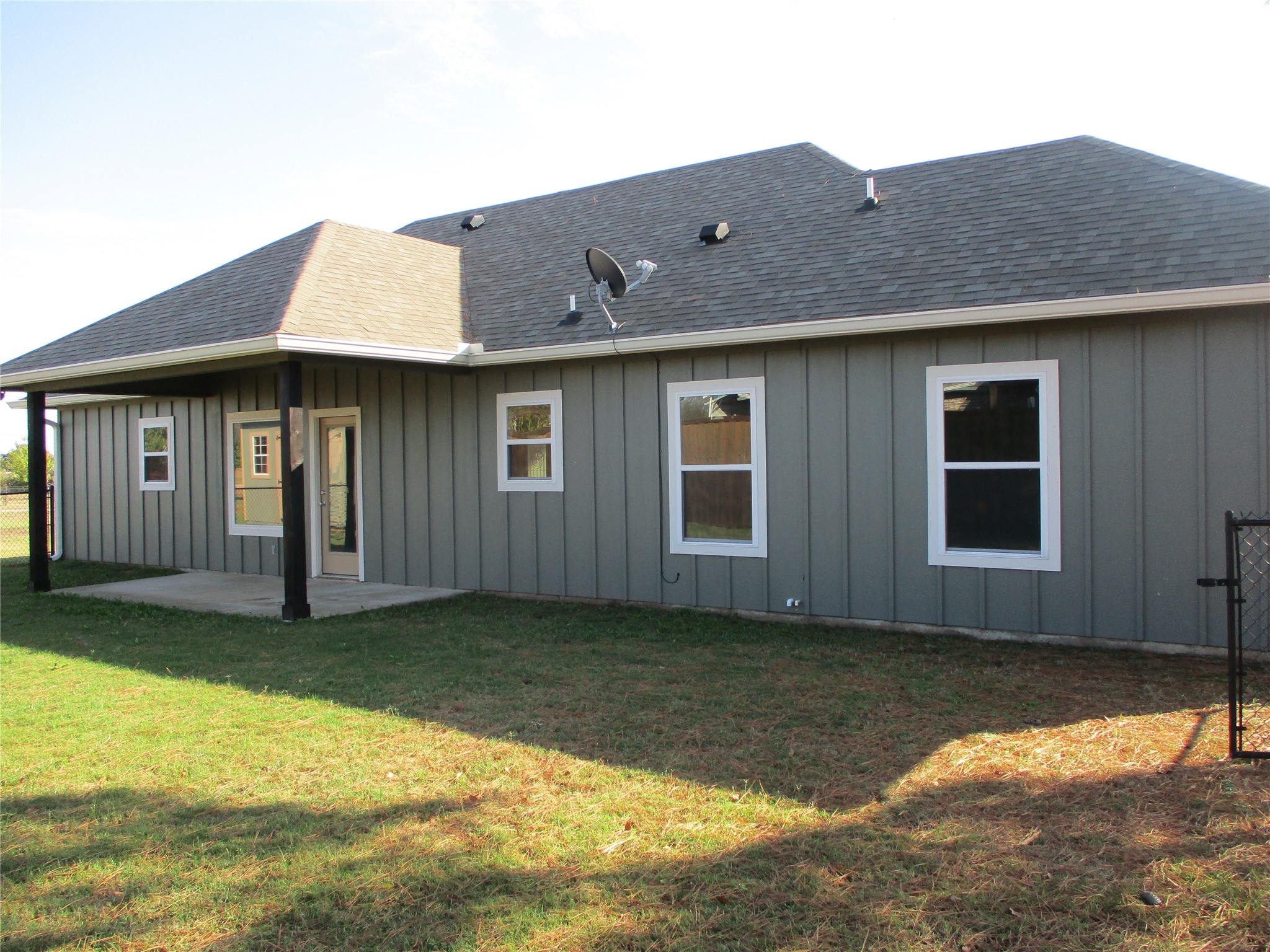 207 Mill Street Emory TX 75440