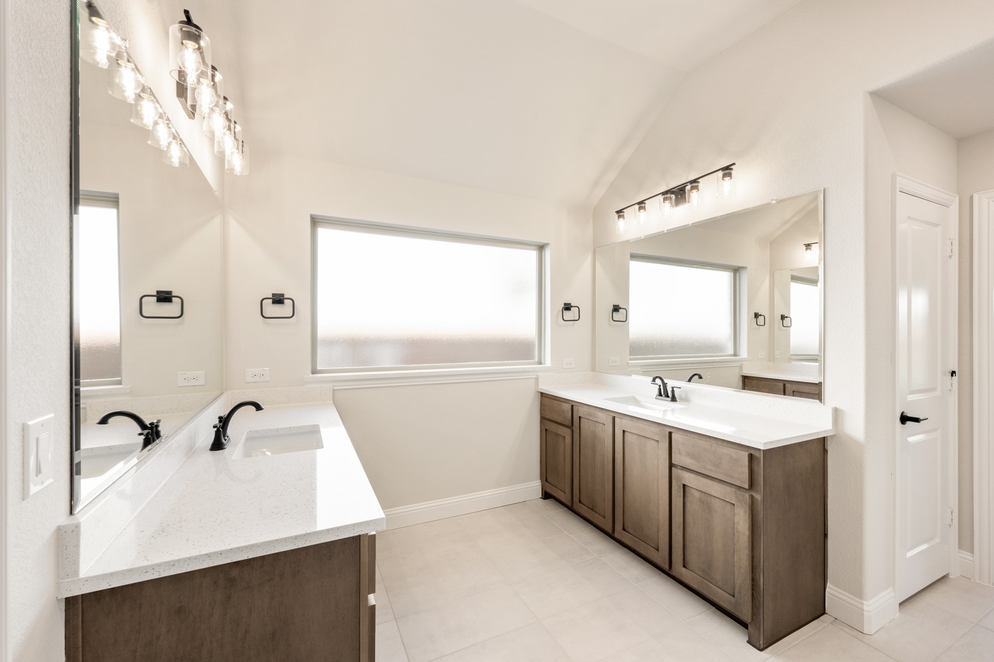 577 Red Maple Road Waxahachie TX 75165