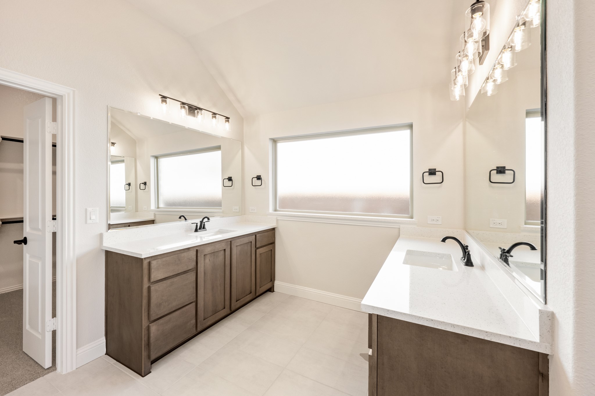 577 Red Maple Road Waxahachie TX 75165