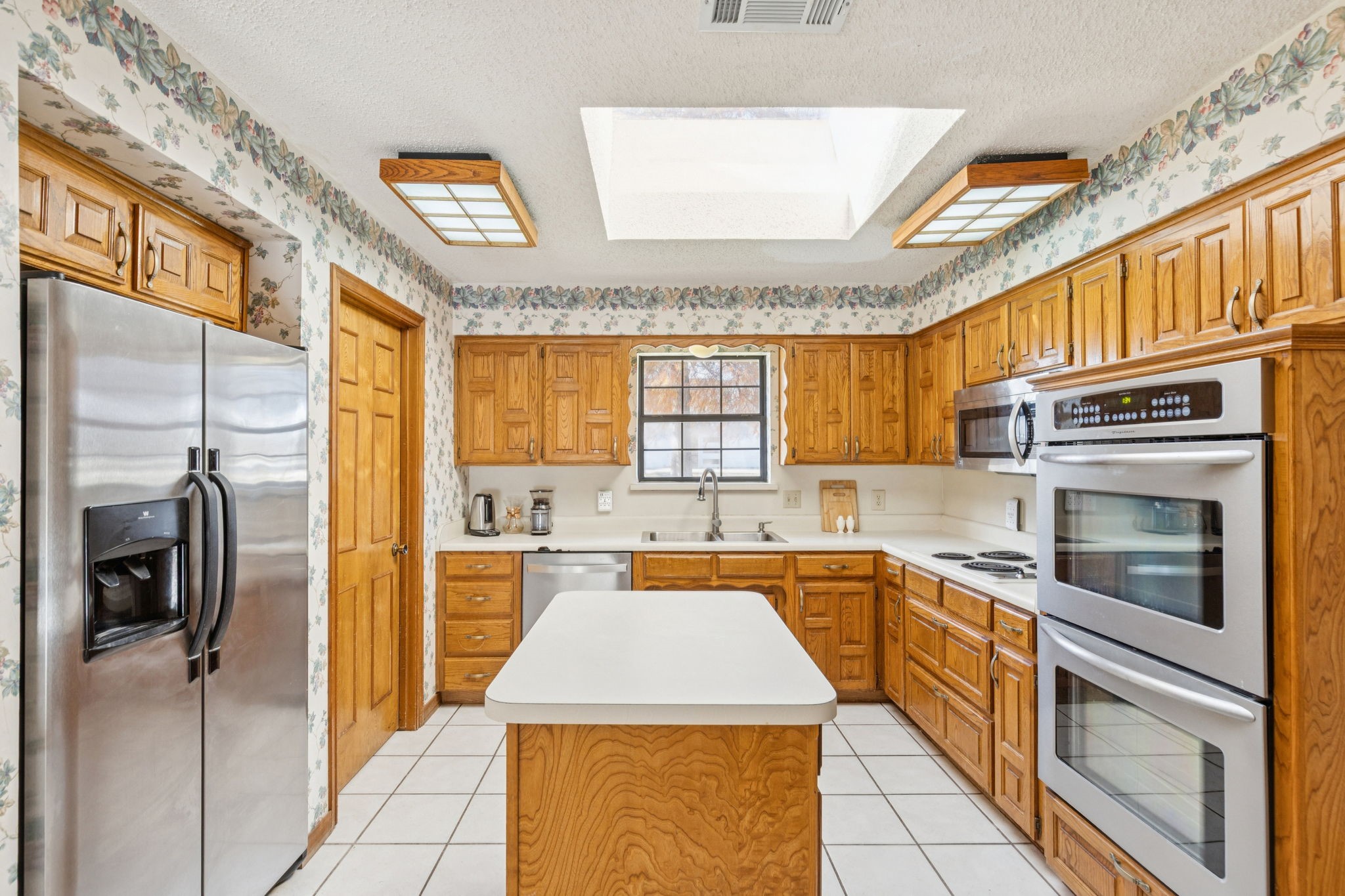 1261 Emerald Circle Southlake TX 76092