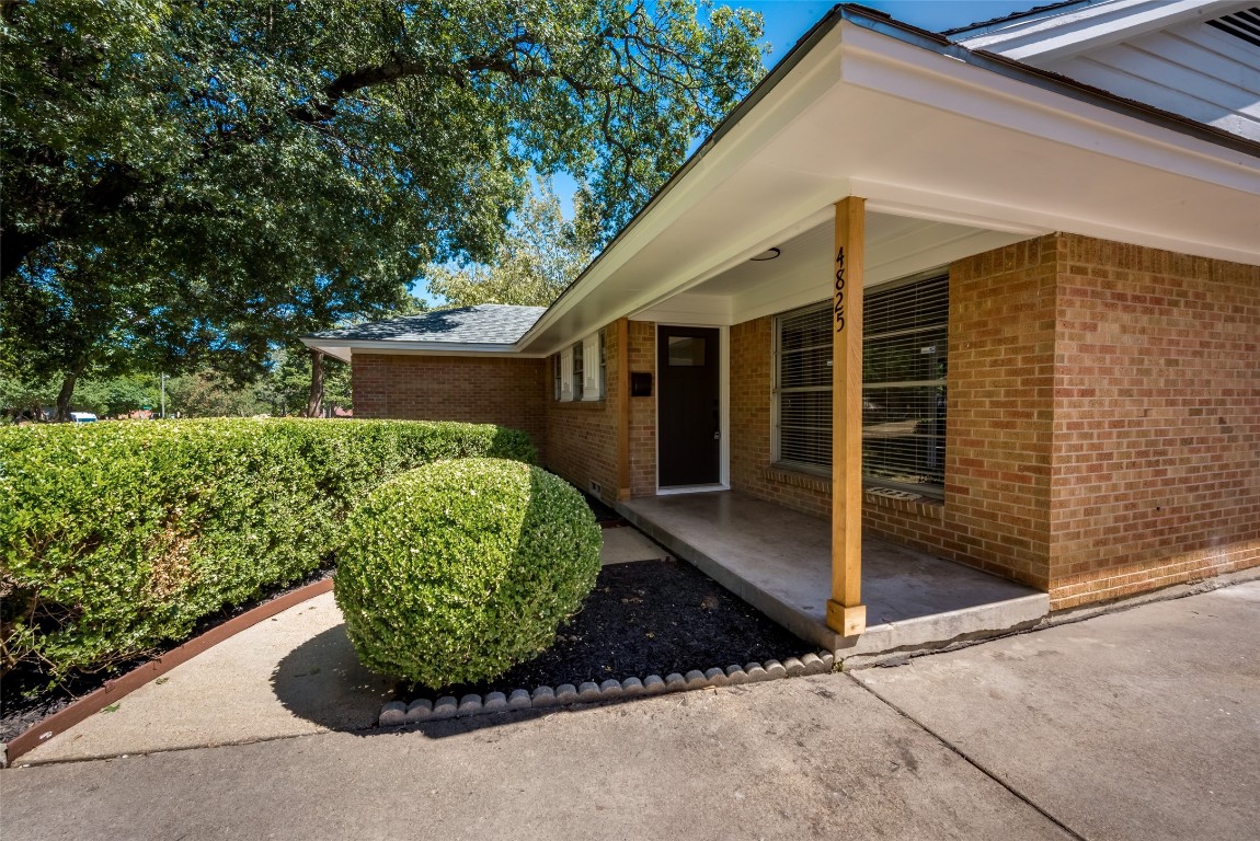 4825 Darko Drive Dallas TX 75232