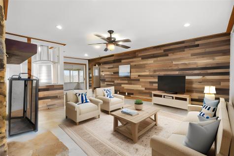 1009 Mustang Trail Granbury TX 76049