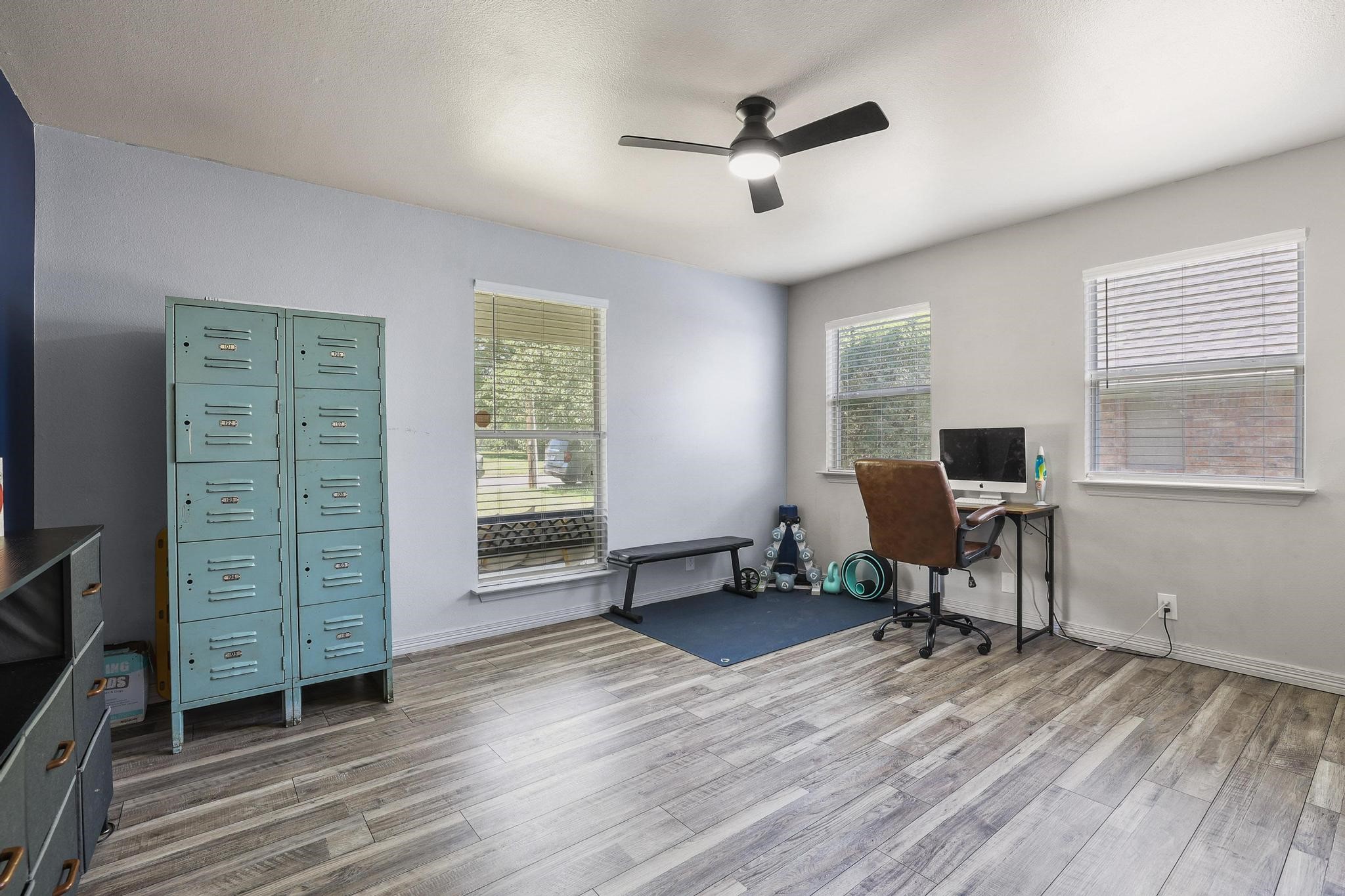 946 W Laurel Street Sherman TX 75092