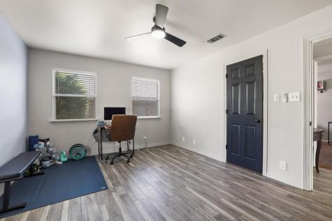 946 W Laurel Street Sherman TX 75092