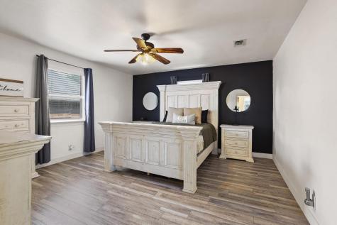 946 W Laurel Street Sherman TX 75092