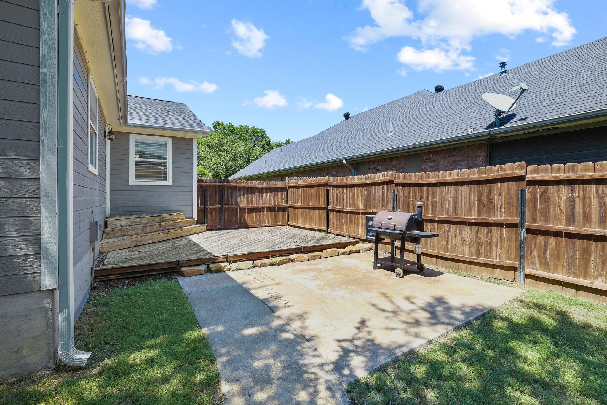 946 W Laurel Street Sherman TX 75092