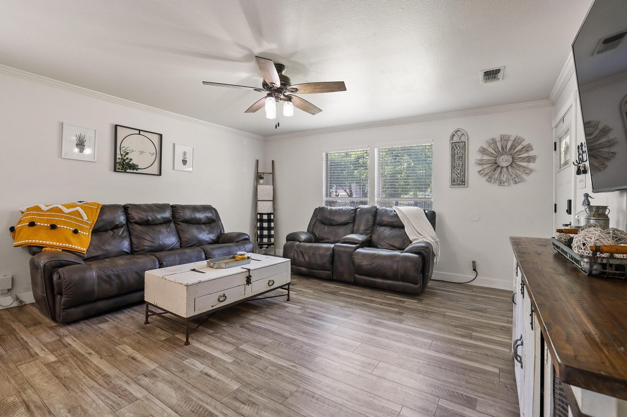 946 W Laurel Street Sherman TX 75092
