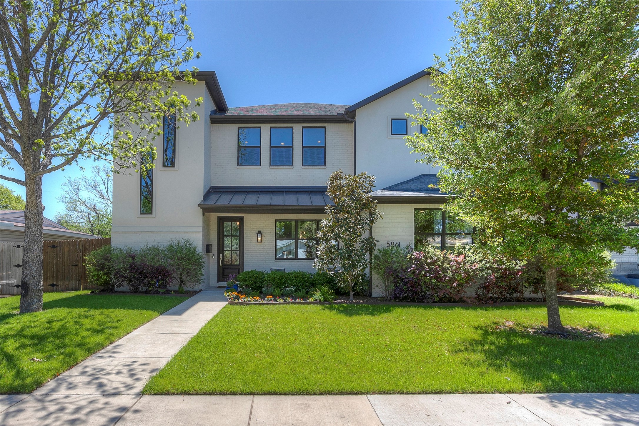 5861 Lyle Street Westworth Village TX 76114