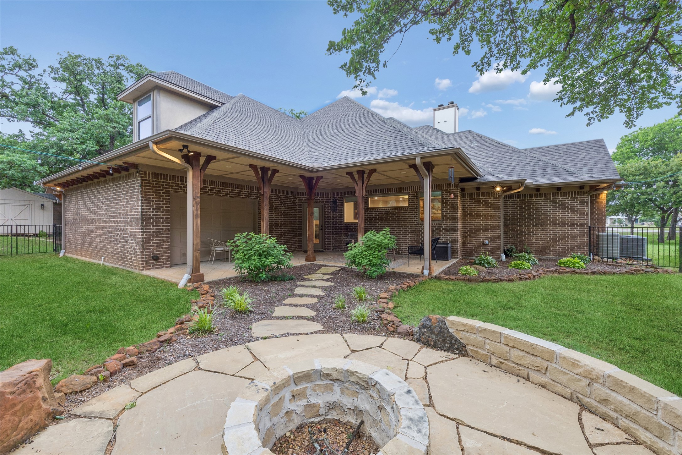 124 N Garza Road Shady Shores TX 76208